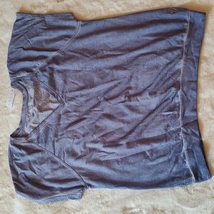 New Livi Active v-neck light blue short sleeve shirt, 22/24